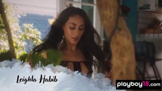 Petite naked fr native hot babe Leighla Habib shining in front of the camera outdoor