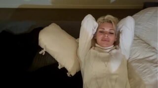 Sex with my stunning mature hottie will Alexis with very short hair